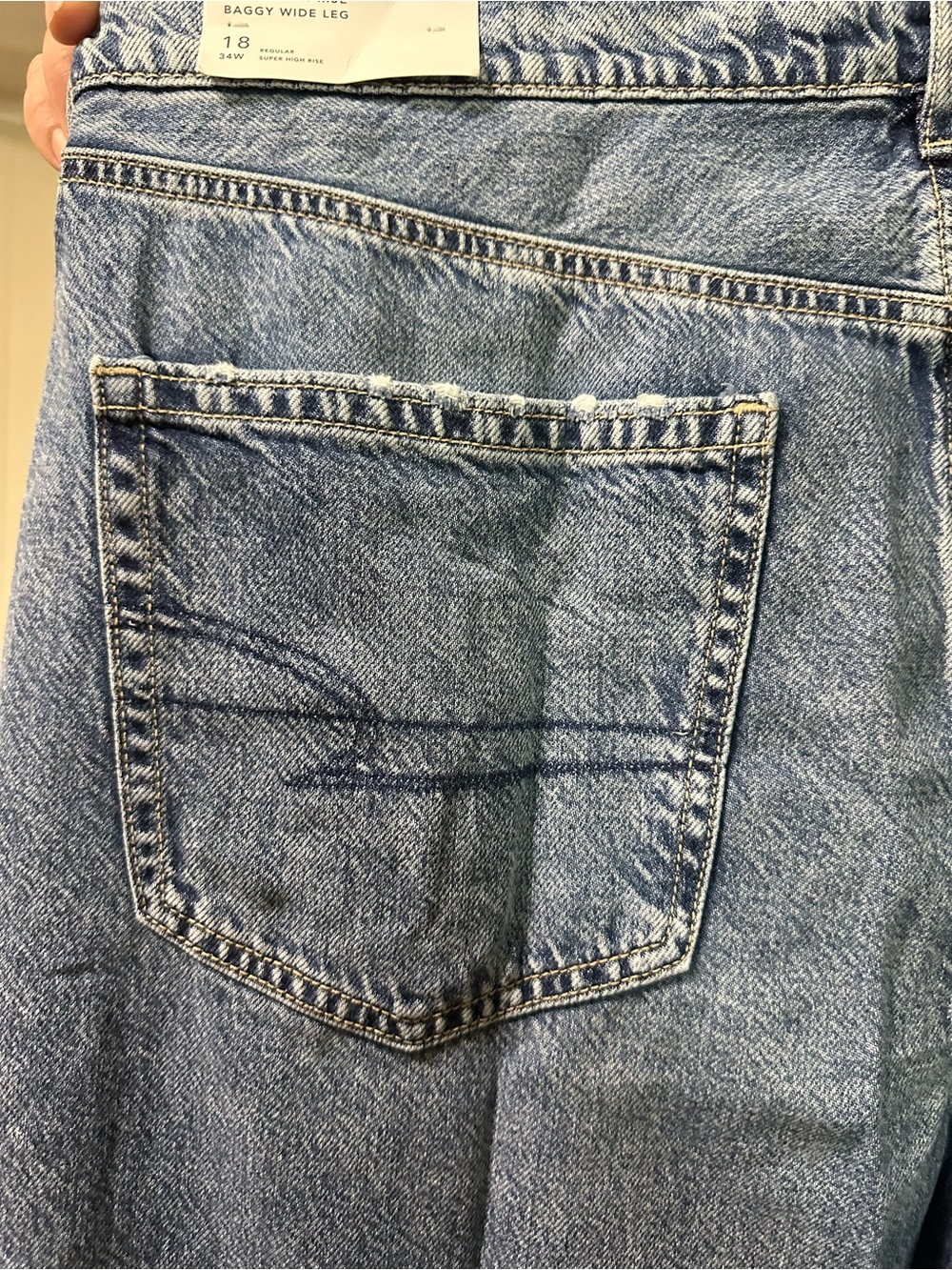 American Eagle Outfitters Light Blue Wide Leg Jeans - Picture 5 of 10